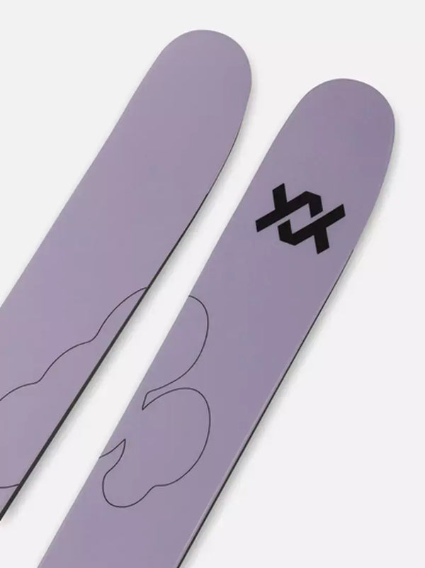 REVOLT 104 FLAT 25/26 closeup - SkiBoulder